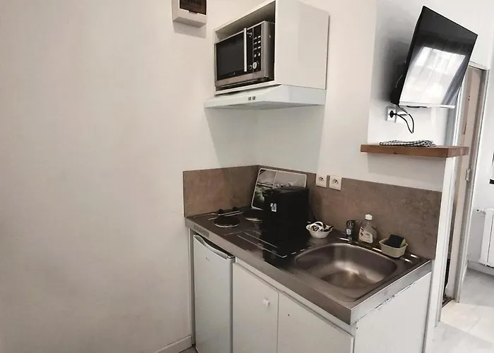 Joli Equipe De 16m2 شقة